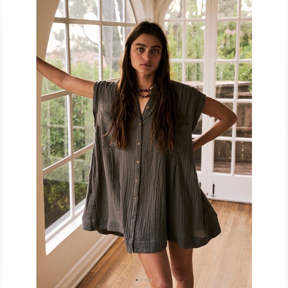 Free People Gray Textured Button-Up Tunic - Picture 1 of 9